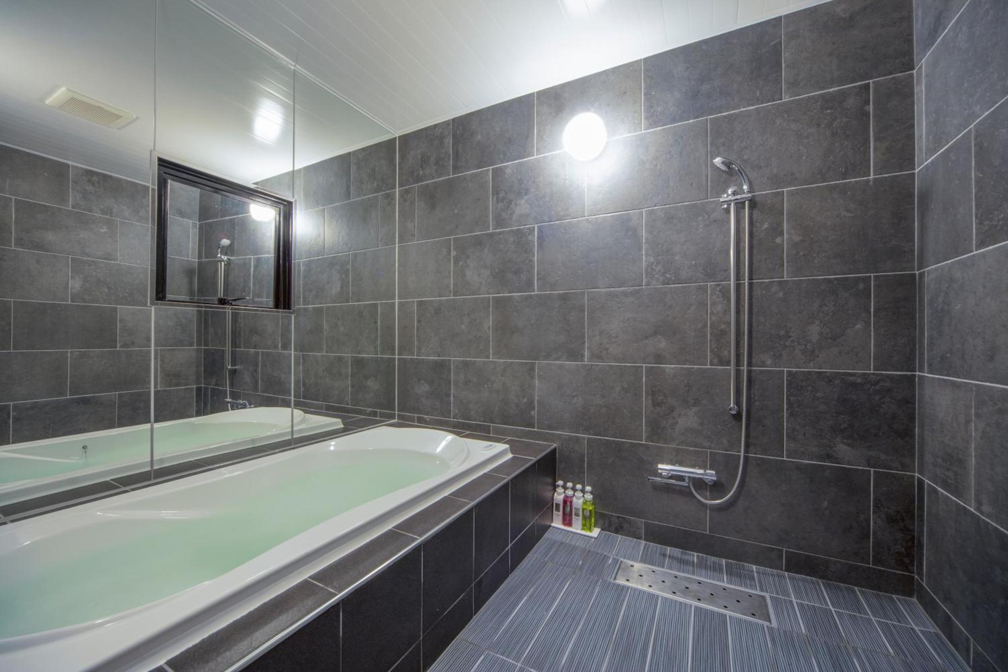 Hotel Noah Resort Sakuranomiya  Osaka Bagian luar foto